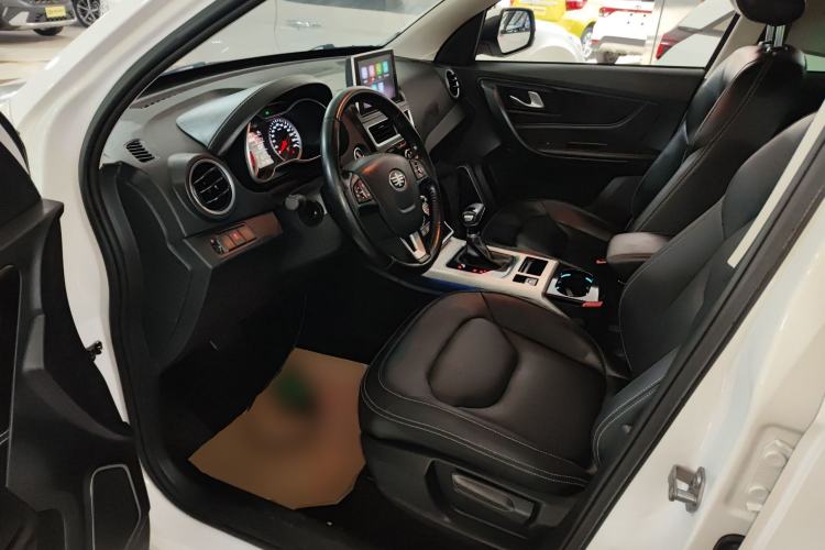 Used Bestune X40 2019 1.6L Automatic Luxury Edition China VI Left Front Seat