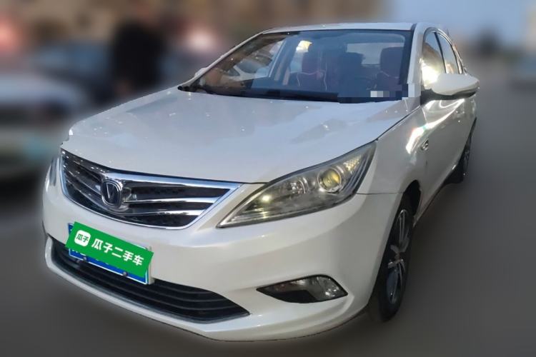 Used CHANGAN Eado 2015 1.6L Manual Luxury Model China IV Standard