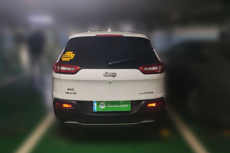 Used Jeep Cherokee 2014 2.4L Luxury Edition