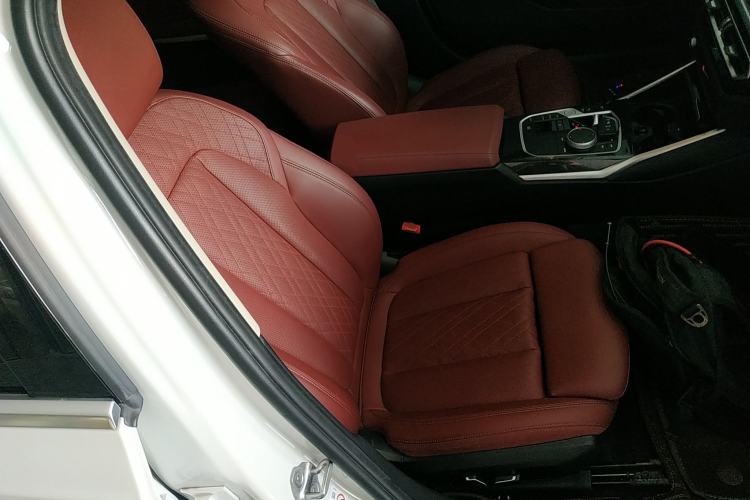 Used BMW 3 Series 2023 325Li M Sport Package Right Front Seat