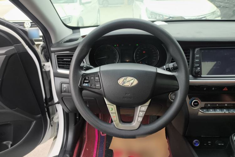 Used Hyundai Mistra 2017 1.6T Automatic Smart GLS China V Standard Steering Wheel
