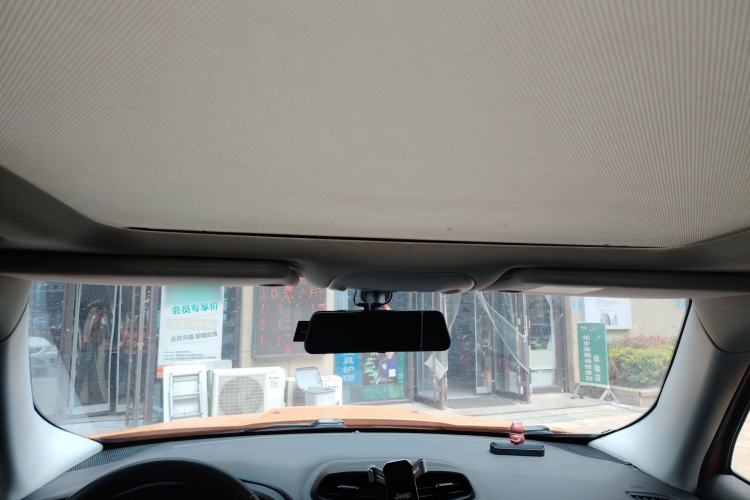 Used Jeep Renegade 2017 180T Automatic High-Energy Version Headliner