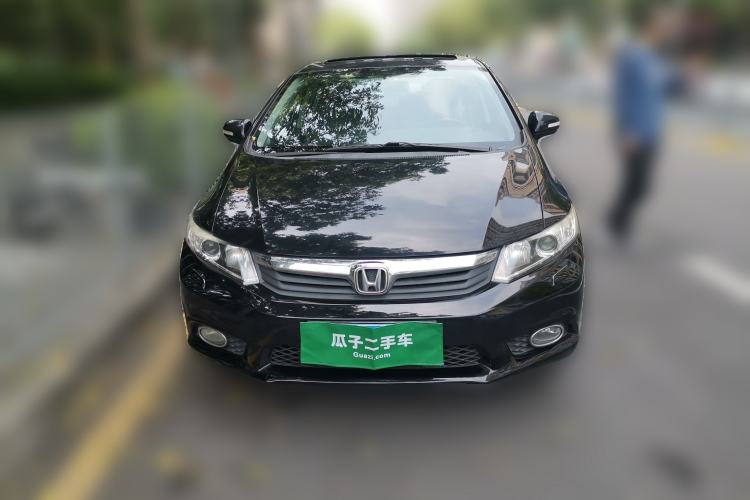 Used Honda Civic 2012 1.8L automatic luxury edition