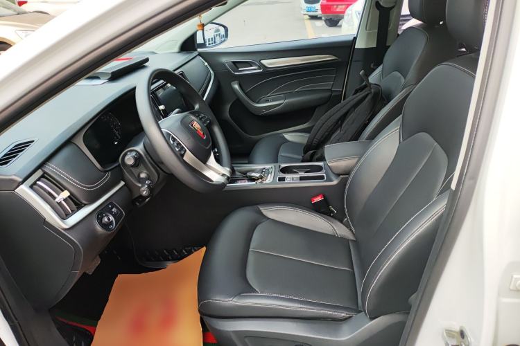 Used Roewe i6 2020 PLUS 1.6L CVT 4G Connected Glory Holographic Edition