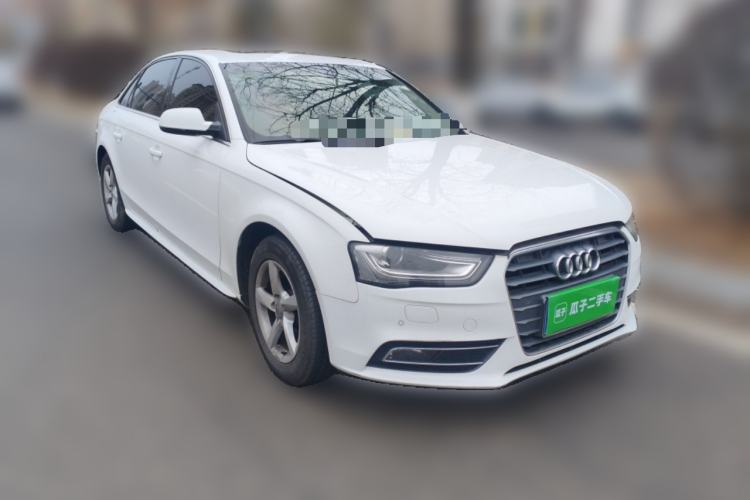 Used Audi A4L 2013 35 TFSI Automatic Comfort Model Front Right 45 Deg