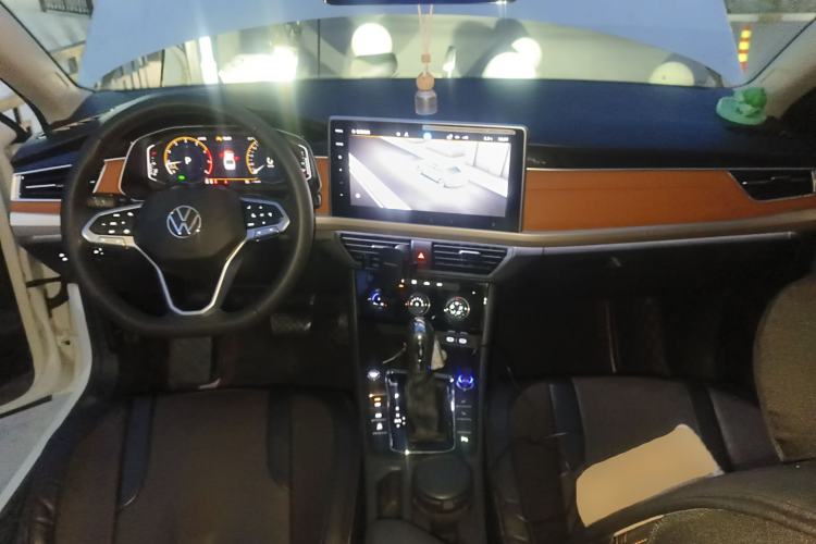 Used Volkswagen Bora 2023 200TSI DSG Enjoyment Edition Center Console