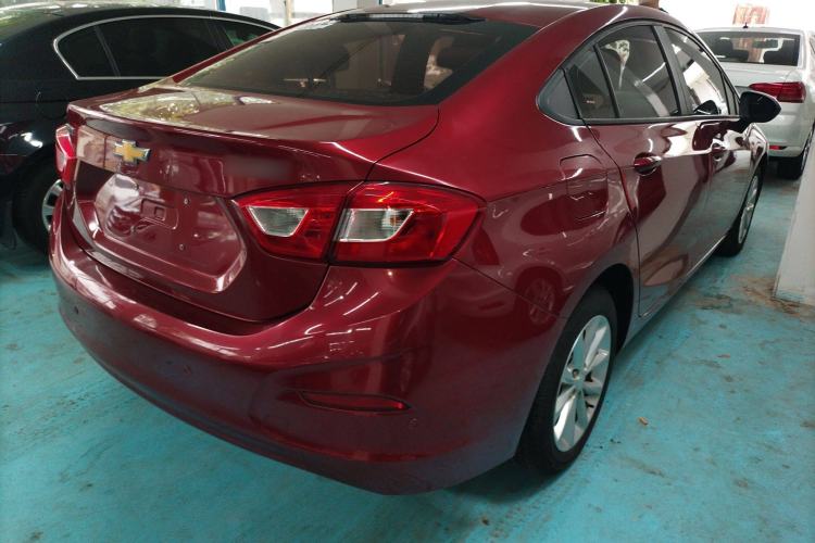 Used Chevrolet Cruze 2017 1.5L Automatic Pioneer Sunroof Edition