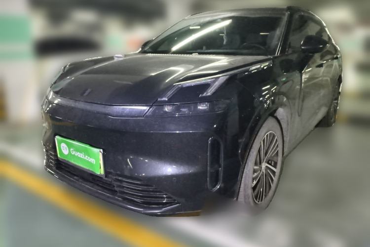 Used Lynk & Co 08 EM-P 2023 120km Long-Range Halo