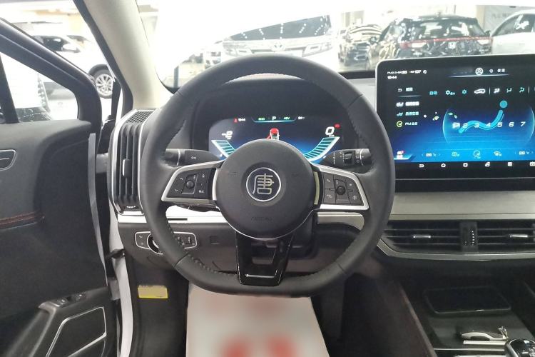 Used BYD Tang New Energy 2019 DM 2.0T All-Wheel Drive Smart Connectivity Enjoyment Model 7 Seats China VI Standard