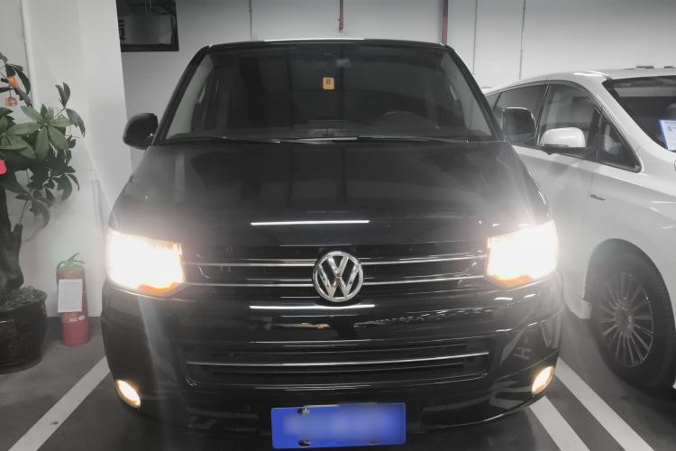 Used Volkswagen Multivan 2012 2.0 TSI Two-Wheel-Drive Luxury Edition