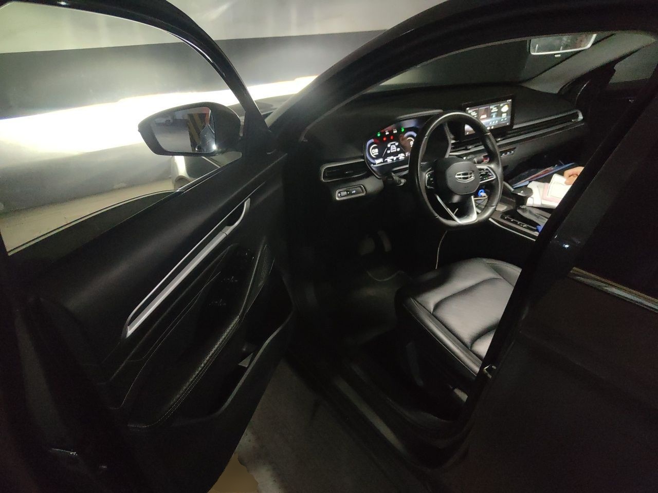 Geely Auto Emgrand 2022 4th Generation 1.5L CVT Luxury Model - Premium — снимка 16
