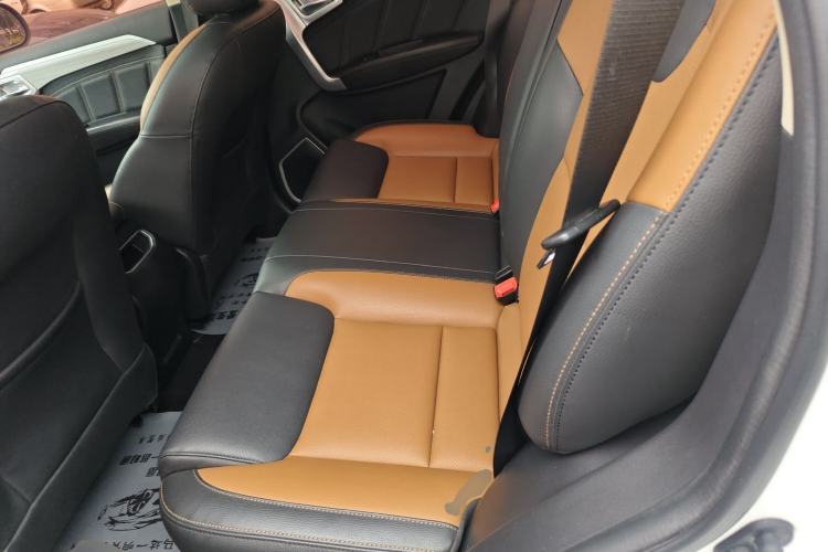 Used Geely Auto Vision X6 2016 1.3T CVT Flagship Model
