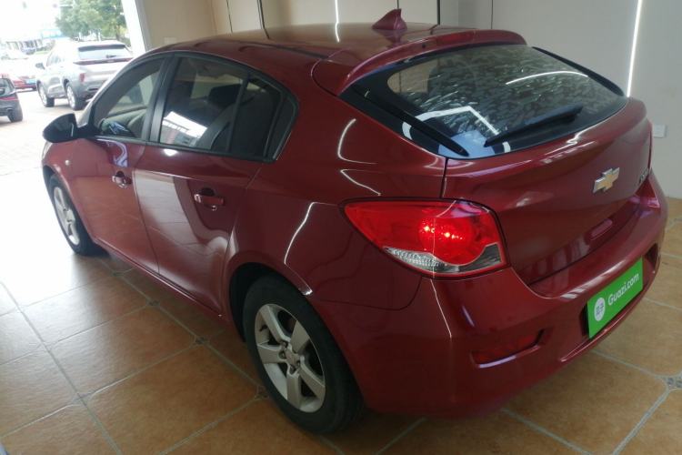 Used Chevrolet Cruze 2013 Hatchback 1.6L Manual Luxury Model
