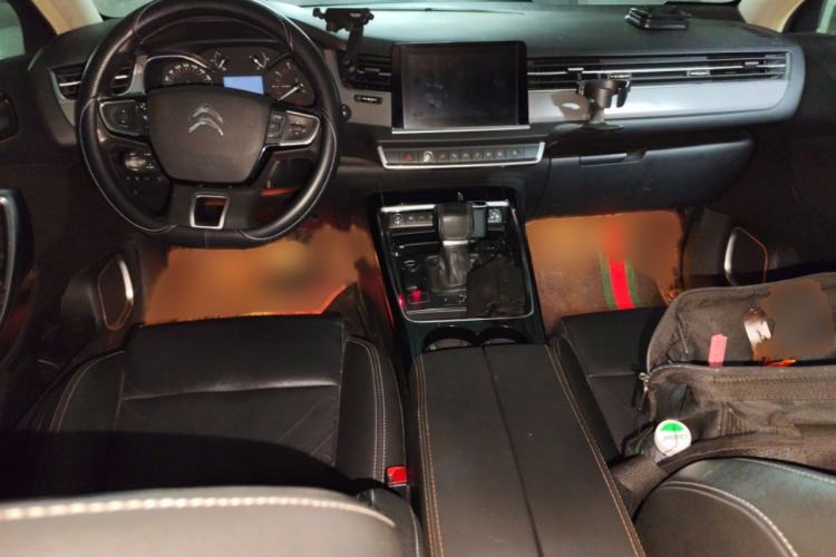 Used Citroen C5 2017 350THP Automatic Luxury Model Interior 2