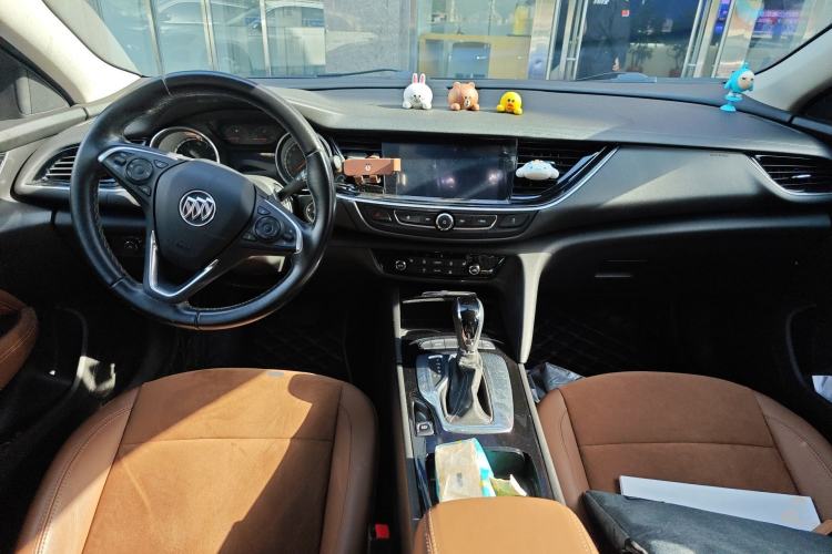 Used Buick Regal 2019 20T Elite Version China VI Standard Center Console
