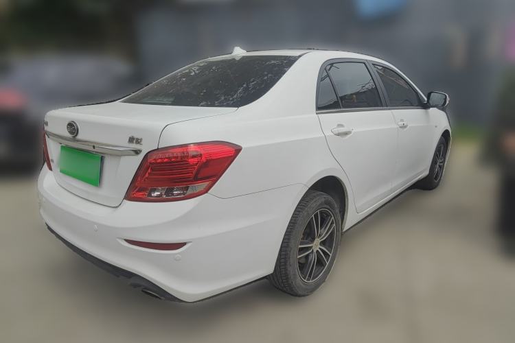 Used BYD Surui 2015 1.5L Manual Luxury Model
