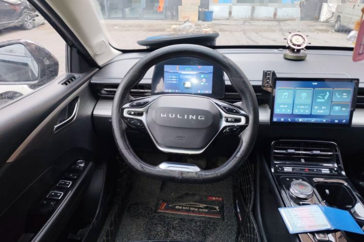 Used Wuling Xingguang 2024 Co-creation Edition 150 Standard Model