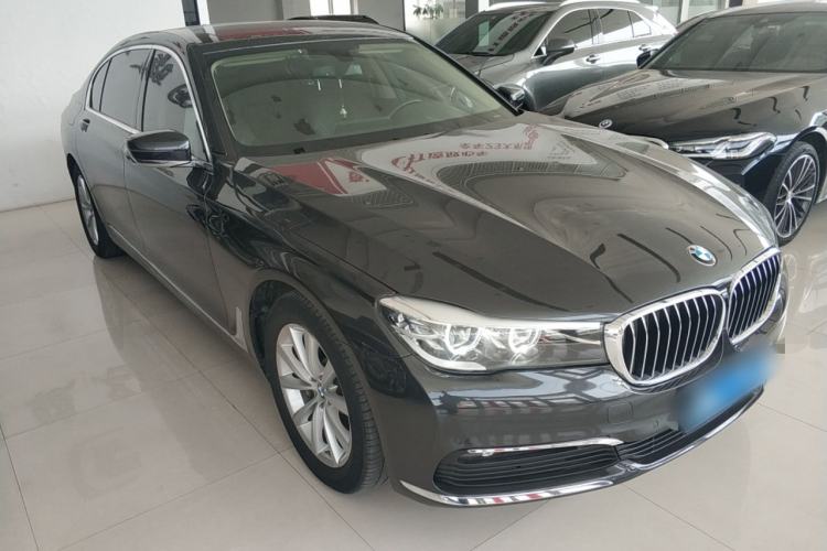 Used BMW 7 Series 2017 730Li Leading Model Front Right 45 Deg
