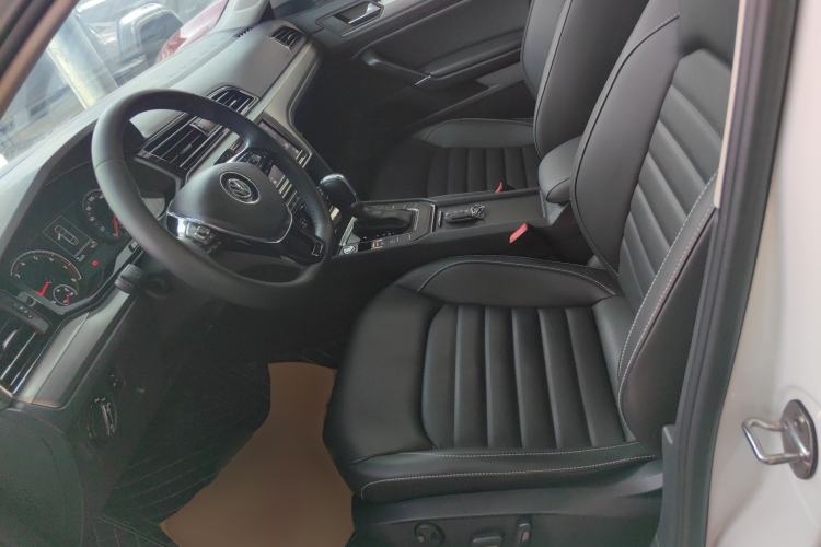 Used Volkswagen Lamando 2019 280TSI DSG Comfort Edition China V Standard Left Front Seat