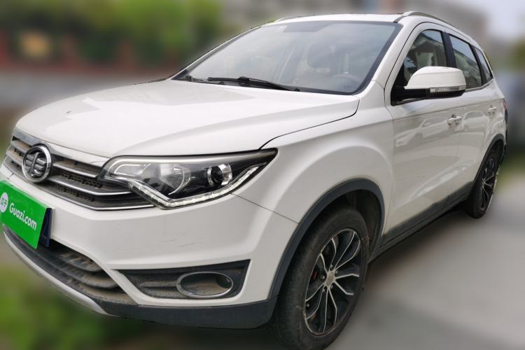 Used FAW Senya R7 2016 1.6L Manual Smart Version