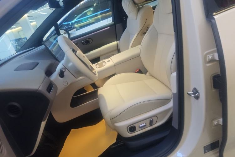 Used Li Auto i6 2025 Model Two-Wheel-Drive Standard Type Left Front Seat