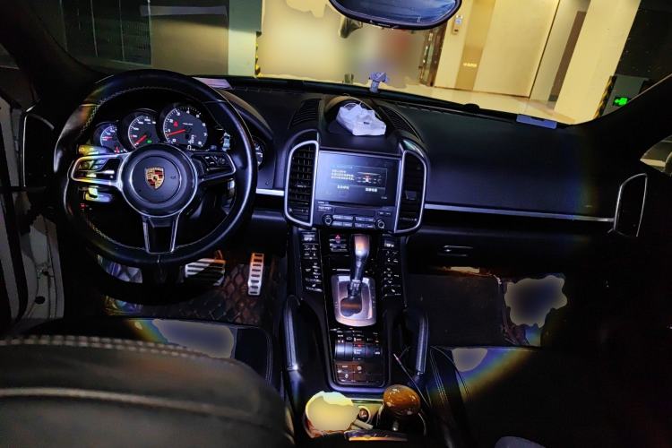 Used Porsche Cayenne 2016 Cayenne 3.0T Center Console