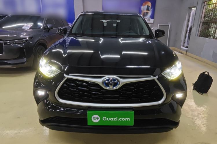 Used Toyota Highlander 2022 Dual-Engine 2.5L Two-Wheel Drive Elite Edition 7-Seater
