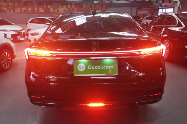 Used Buick LaCrosse 2025 28T Platinum Edition
