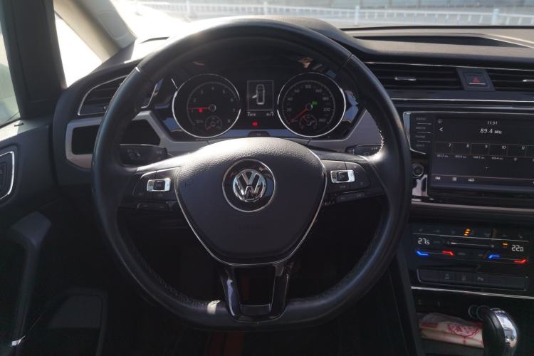 Used Volkswagen Touran 2021 Tiguan L 280TSI DSG Boundary Edition 6-Seater Steering Wheel