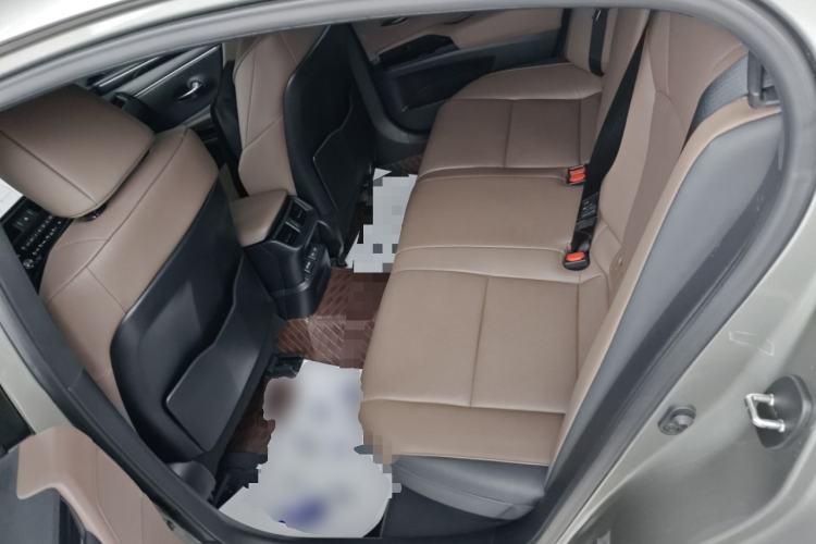 Used Lexus ES 2022 300h Excellence Edition Left Rear Seat