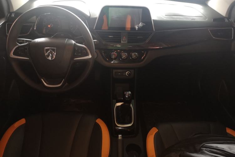 Used Baojun 310 2016 1.2L Manual Luxury Model