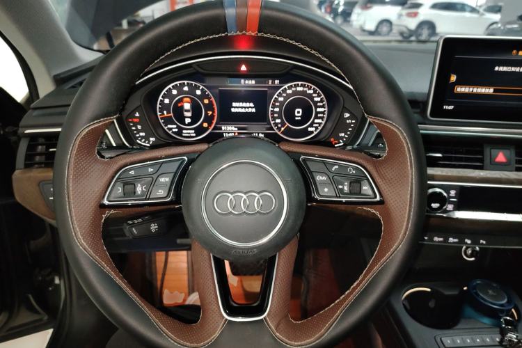 Used Audi A4L 2019 40 TFSI Fashion Edition China VI Emission Standard
