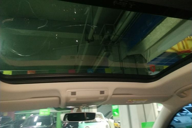 Used Volkswagen Tayron X 2020 330TSI Two-Wheel Drive Luxury Smart Connectivity Version Headliner