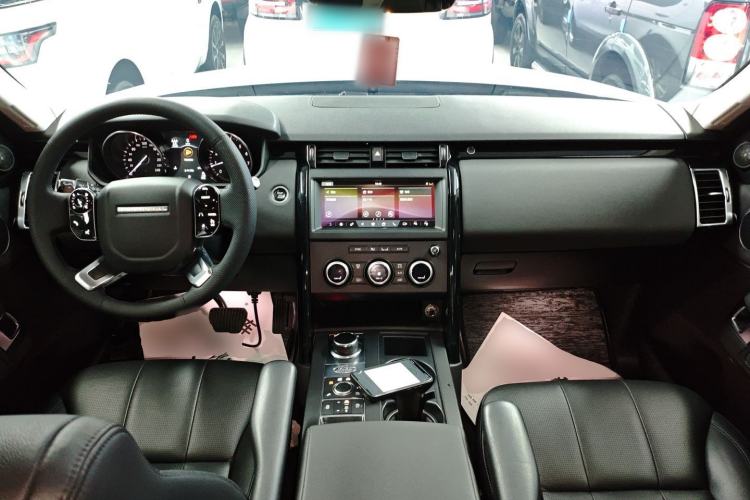 Used Land Rover Discovery 2019 3.0 SC V6 SE
