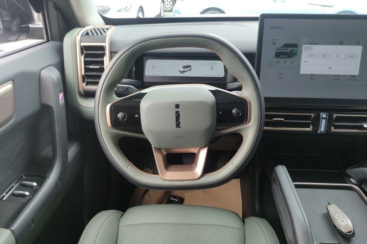 Used iCAR 03 2024 501km Two-Wheel Drive Long-Range Yuechao Edition Steering Wheel