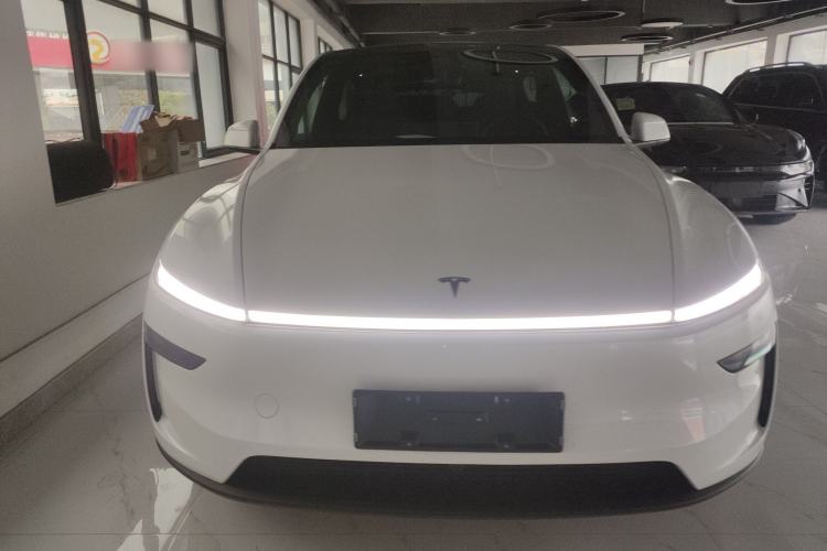 Used Tesla Model Y 2026 Rear-Drive Model
