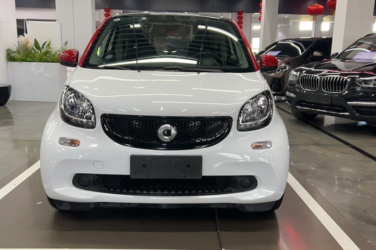 Used smart fortwo 2018 0.9T 66kW Hardtop Pioneer Edition China V Emission Standard