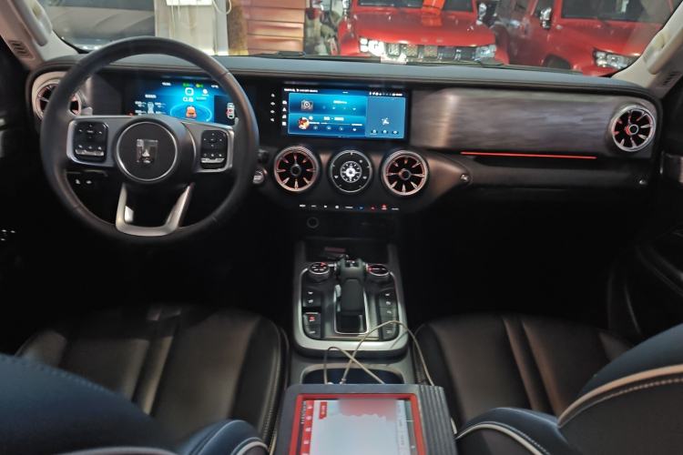 Used Tank 300 2023 City Edition 2.0T—Stylish as Ever
