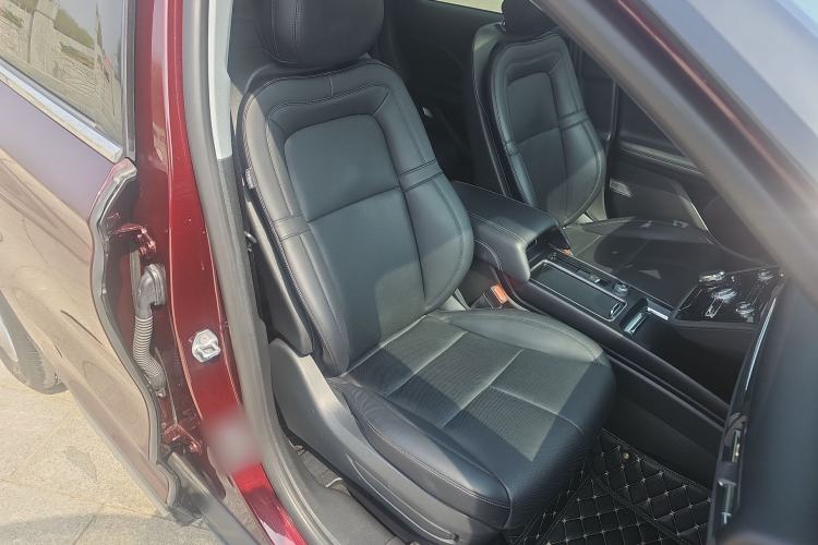 Used Lincoln Corsair 2020 2.0T Two-Wheel Drive Luxury Edition Right Front Seat