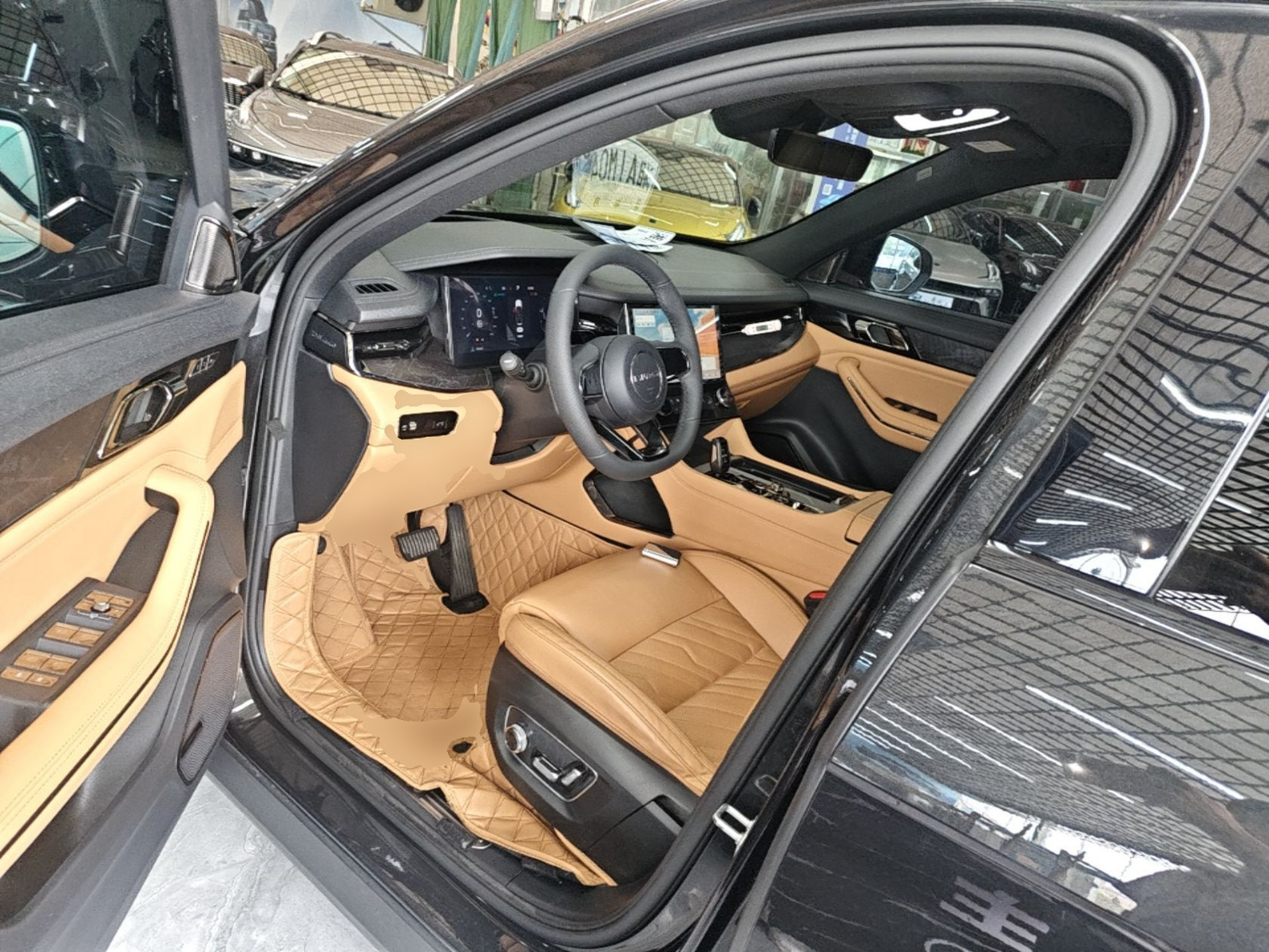 Interior delantero