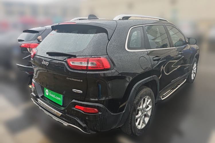 Used Jeep Cherokee 2016 2.4L Professional Smart Version