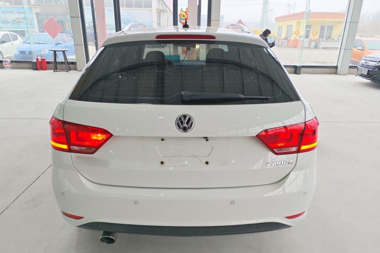 Used Volkswagen Gran Lavida 2017 1.6L Automatic Fashion Edition