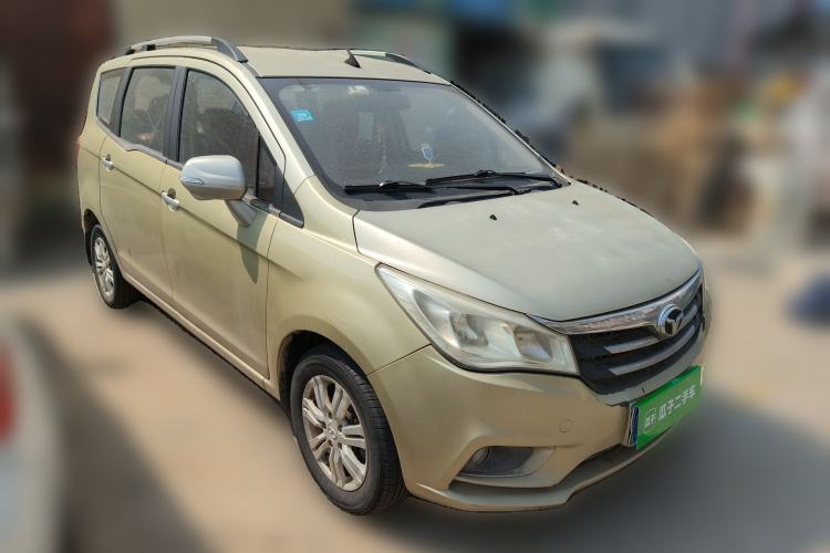 Used FAW Yingzhi 737 2015 1.5L Manual Deluxe Navigation Version Front Right 45 Deg