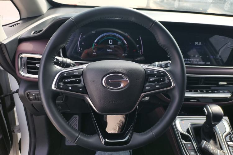 Used GAC Trumpchi M6 2023 PRO 270T DCT Luxury Edition Steering Wheel