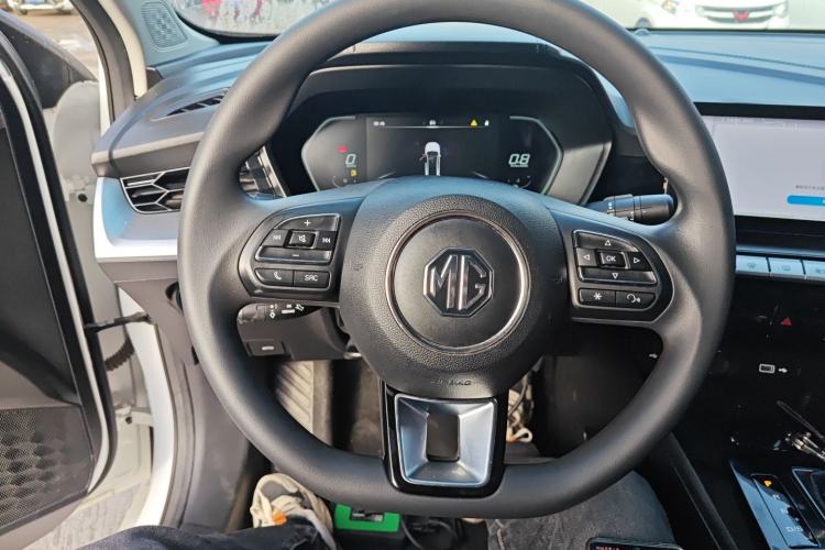 Used MG 5 2022 180 DVVT CVT Youth Luxury Edition