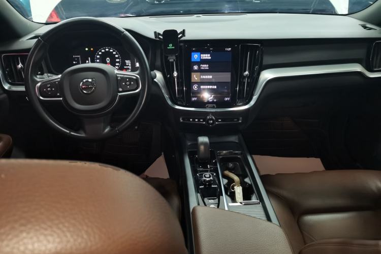 Used Volvo S60 2022 B4 Zhiyi Luxury Edition