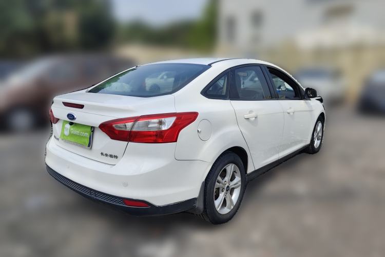 Used Ford Focus 2012 Sedan 1.6L Automatic Fashion Edition