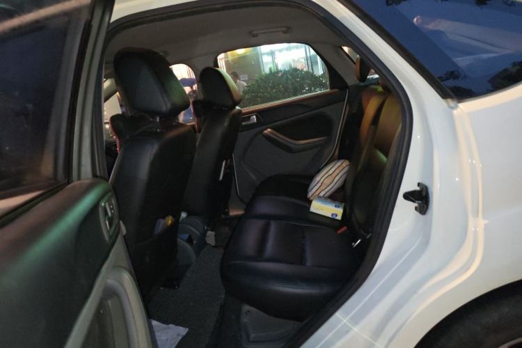 Used Ford Focus 2013 Hatchback Classic 1.8L Automatic Base Model
