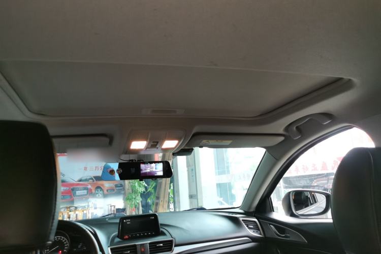 Used Mazda 3 Axela 2017 Sedan 1.5L Automatic Luxury Model Emission Standard China V
