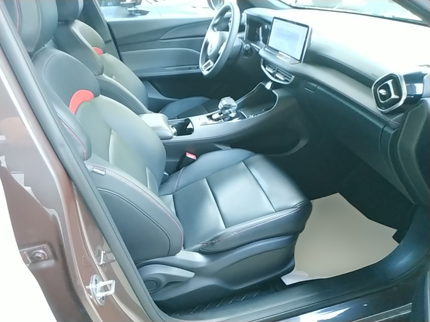MG 5 2025 300TGI Global Flagship Edition — снимка 19